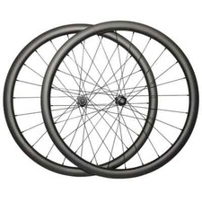 Set ruote in carbonio 700C